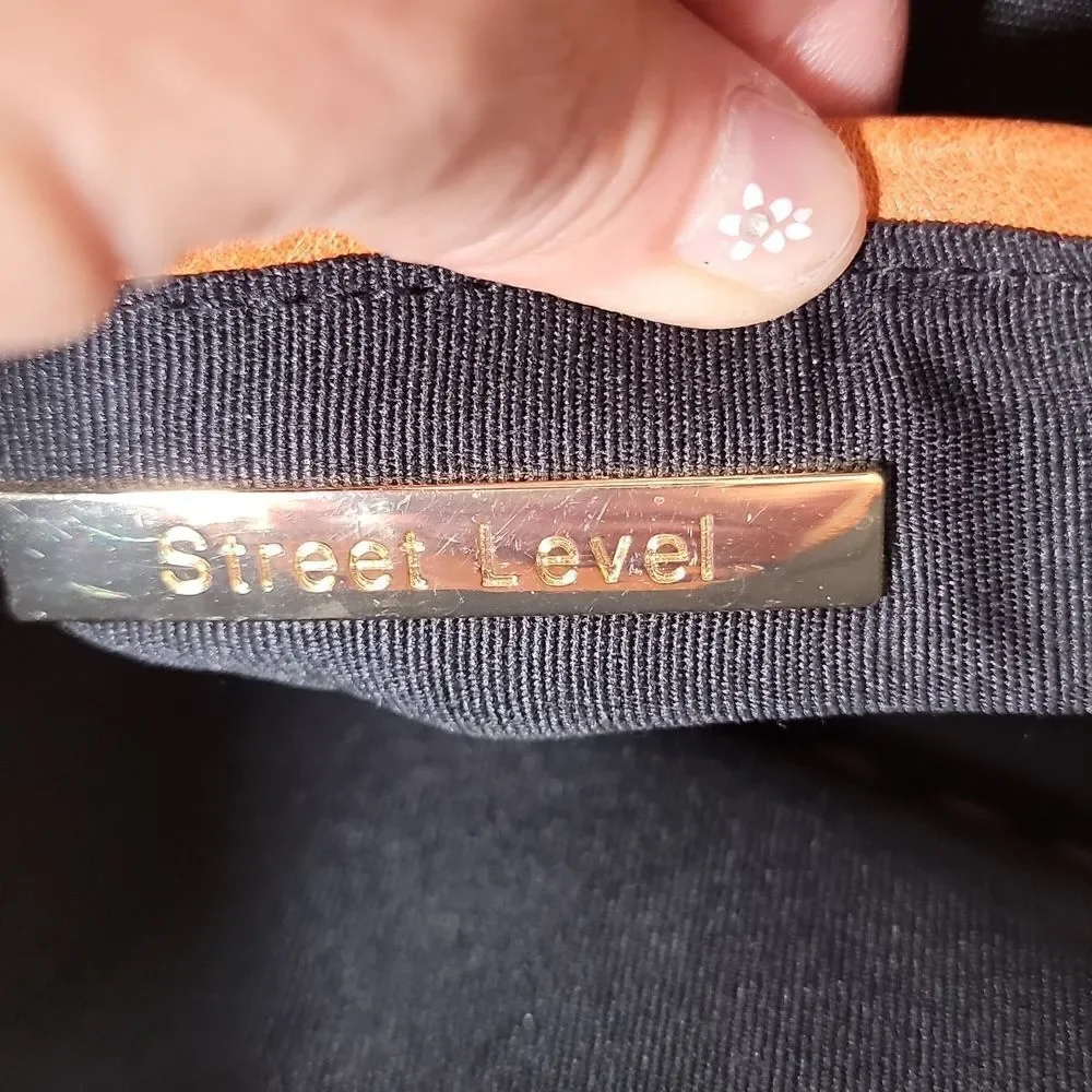 Street Level. Round Faux Leather Handbag. Like New